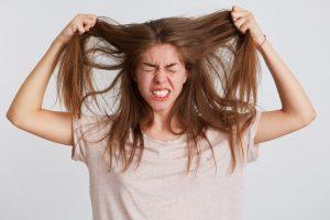 Female Hair Loss: Causes, Prevention &#038; Treatment